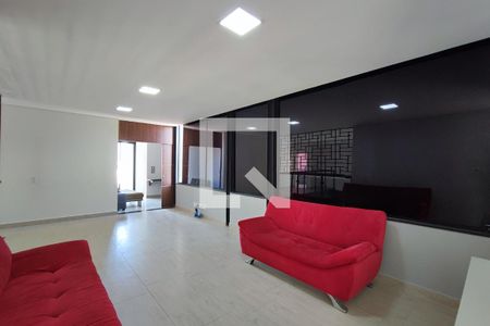Casa de condomínio à venda com 520m², 4 quartos e 5 vagasSala de TV