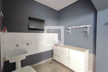 Casa de condomínio à venda com 520m², 4 quartos e 5 vagasÁrea de Serviço