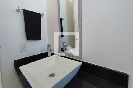 Casa de condomínio à venda com 520m², 4 quartos e 5 vagasBanheiro Suíte 3