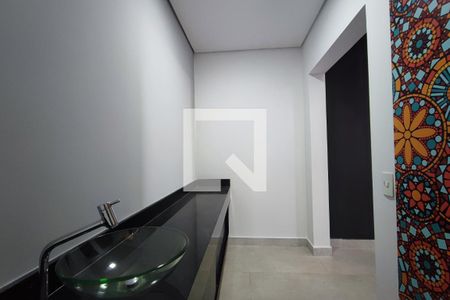 Casa de condomínio à venda com 520m², 4 quartos e 5 vagasLavabo