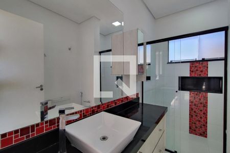 Casa de condomínio à venda com 520m², 4 quartos e 5 vagasBanheiro Suíte 2