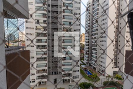 Apartamento à venda com 117m², 3 quartos e 2 vagas Apartamento à venda com 117m², 3 quartos e 2 vagasVista da Área de Serviço