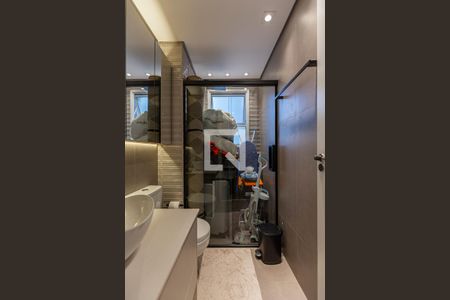 Apartamento à venda com 117m², 3 quartos e 2 vagas Apartamento à venda com 117m², 3 quartos e 2 vagasBanheiro da Suite 1