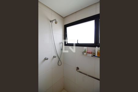 Apartamento à venda com 274m², 3 quartos e 3 vagas Apartamento à venda com 274m², 3 quartos e 3 vagasBanheiro da Suíte 2