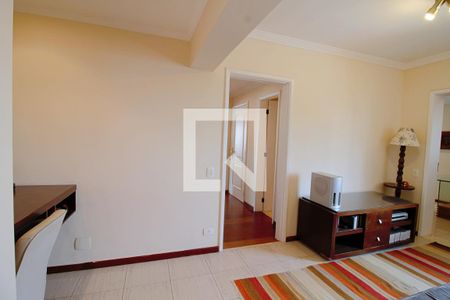 Apartamento à venda com 274m², 3 quartos e 3 vagas Apartamento à venda com 274m², 3 quartos e 3 vagasSala 3