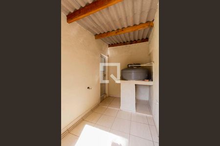 Casa à venda com 160m², 2 quartos e 3 vagasCorredor 