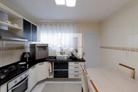 Casa à venda com 95m², 2 quartos e 1 vaga Casa à venda com 95m², 2 quartos e 1 vagaCozinha