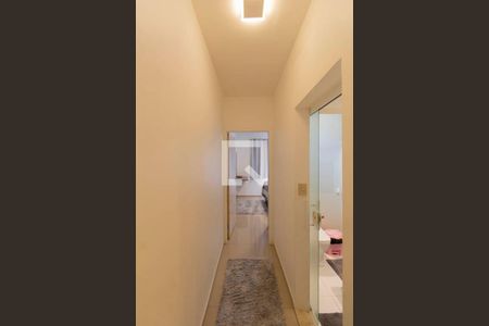 Casa à venda com 95m², 2 quartos e 1 vaga Casa à venda com 95m², 2 quartos e 1 vagaCorredor