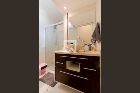 Casa à venda com 95m², 2 quartos e 1 vaga Casa à venda com 95m², 2 quartos e 1 vagaBanheiro