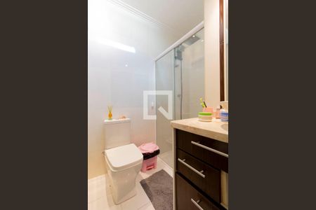 Casa à venda com 95m², 2 quartos e 1 vaga Casa à venda com 95m², 2 quartos e 1 vagaBanheiro