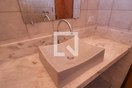 Casa à venda com 280m², 4 quartos e 3 vagasBanheiro