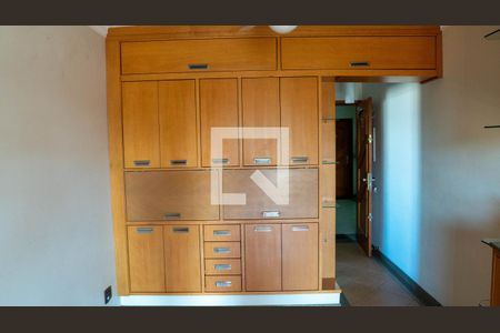 Apartamento à venda com 68m², 3 quartos e 1 vagaDetalhe armário sala