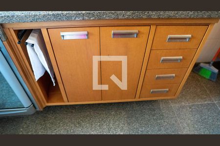 Apartamento à venda com 68m², 3 quartos e 1 vagaDetalhe armário sala