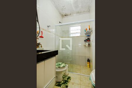 Casa à venda com 220m², 3 quartos e 2 vagasBanheiro