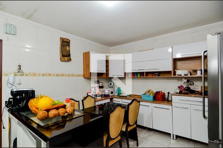 Casa à venda com 220m², 3 quartos e 2 vagasCozinha