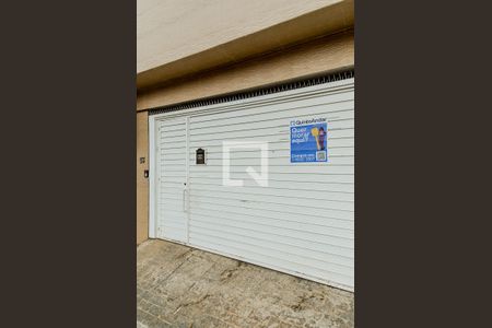 Casa à venda com 220m², 3 quartos e 2 vagasPlaquinha 