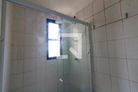 Apartamento à venda com 46m², 2 quartos e 1 vaga Apartamento à venda com 46m², 2 quartos e 1 vagaBanheiro