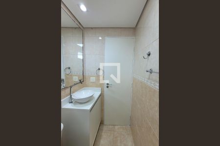 Apartamento à venda com 64m², 3 quartos e 1 vaga Apartamento à venda com 64m², 3 quartos e 1 vagaBanheiro