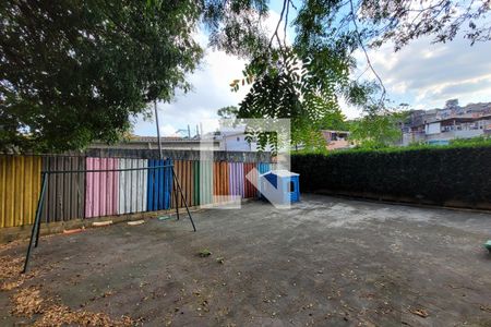 Apartamento à venda com 64m², 3 quartos e 1 vaga Apartamento à venda com 64m², 3 quartos e 1 vagaPlayground