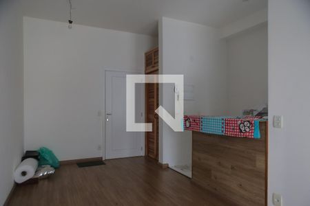 Sala de apartamento para alugar com 2 quartos, 62m² em Marapé, Santos