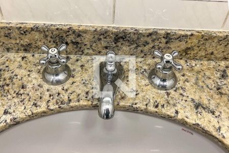 Apartamento à venda com 63m², 2 quartos e 1 vagaBanheiro 