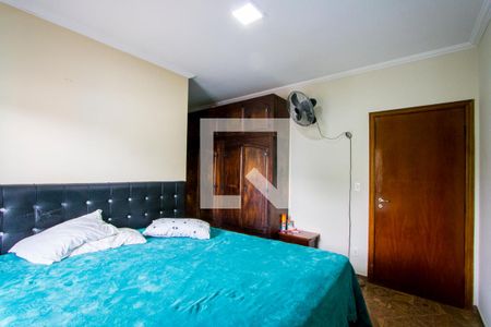 Quarto 1 - Suíte de casa à venda com 3 quartos, 230m² em Vila Eldizia, Santo André