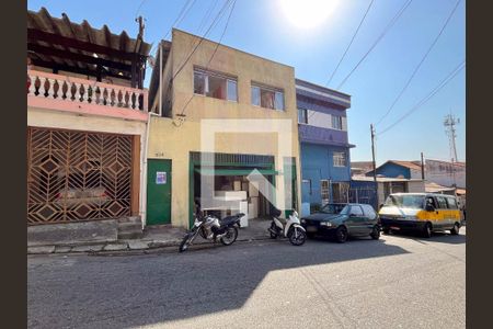 Casa para alugar com 40m², 1 quarto e sem vaga Casa para alugar com 40m², 1 quarto e sem vagaFachada