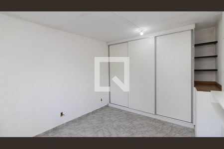 Quarto de casa para alugar com 1 quarto, 40m² em Jardim Danfer, São Paulo