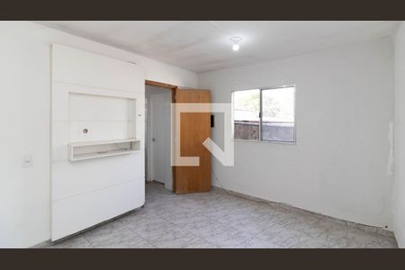 Quarto de casa para alugar com 1 quarto, 40m² em Jardim Danfer, São Paulo