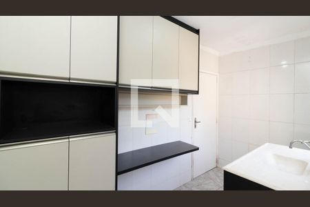 Cozinha de casa para alugar com 1 quarto, 40m² em Jardim Danfer, São Paulo