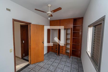 Quarto 2 de apartamento para alugar com 2 quartos, 70m² em Jardim Eulina, Campinas