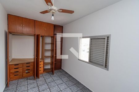 Quarto 2 de apartamento para alugar com 2 quartos, 70m² em Jardim Eulina, Campinas
