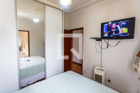 Suíte de apartamento para alugar com 3 quartos, 124m² em Fernão Dias, Belo Horizonte
