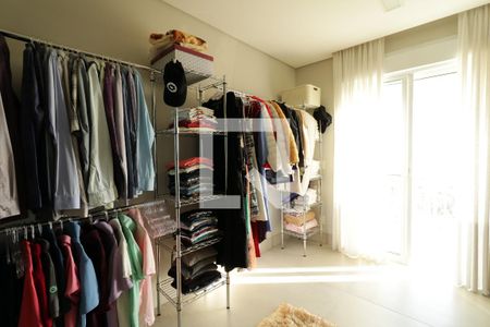 Apartamento à venda com 126m², 2 quartos e 4 vagasSuite 2 - Closet