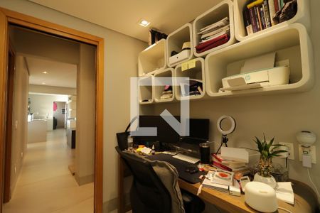 Apartamento à venda com 126m², 2 quartos e 4 vagasSala - Escritório