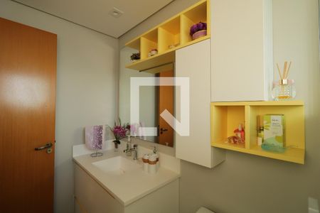 Apartamento à venda com 126m², 2 quartos e 4 vagasBanheiro Suite 1