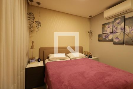 Apartamento à venda com 126m², 2 quartos e 4 vagasSuite 2