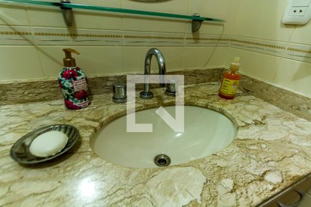 Apartamento para alugar com 80m², 2 quartos e sem vagaBanheiro