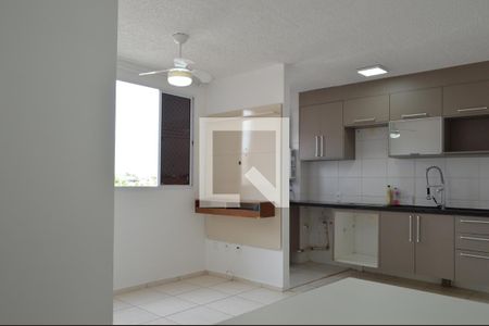 Sala de apartamento para alugar com 2 quartos, 47m² em Curicica, Rio de Janeiro