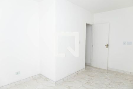 Apartamento para alugar com 2 quartos, 50m² em Vila Carmosina, São Paulo