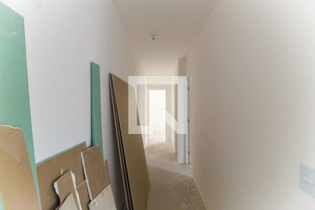 Corredor de apartamento para alugar com 2 quartos, 50m² em Vila Carmosina, São Paulo