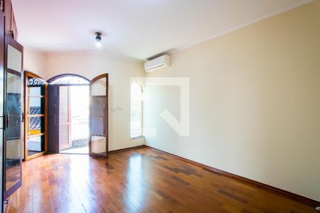 Quarto 1 - Suíte de casa à venda com 3 quartos, 180m² em Vila Scarpelli, Santo André