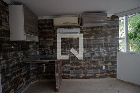 Cozinha de kitnet/studio para alugar com 1 quarto, 25m² em Vargem Grande, Rio de Janeiro