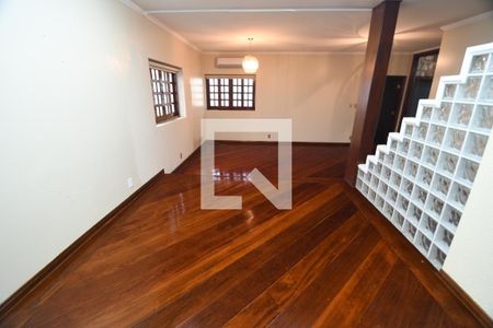 Sala de casa de condomínio para alugar com 4 quartos, 550m² em Residencial Parque Rio das Pedras, Campinas