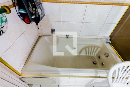 Casa para alugar com 150m², 3 quartos e 1 vaga Casa para alugar com 150m², 3 quartos e 1 vagaBanheira