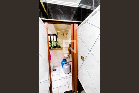 Casa para alugar com 150m², 3 quartos e 1 vaga Casa para alugar com 150m², 3 quartos e 1 vagaBanheiro de Serviço