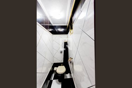Casa para alugar com 150m², 3 quartos e 1 vaga Casa para alugar com 150m², 3 quartos e 1 vagaBanheiro de Serviço