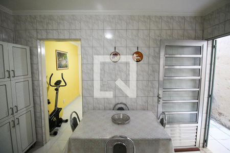 Casa para alugar com 150m², 2 quartos e 2 vagas Casa para alugar com 150m², 2 quartos e 2 vagasCozinha