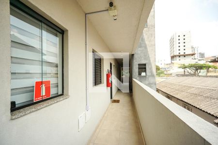 Apartamento à venda com 37m², 1 quarto e sem vaga Apartamento à venda com 37m², 1 quarto e sem vagaCorredor externo