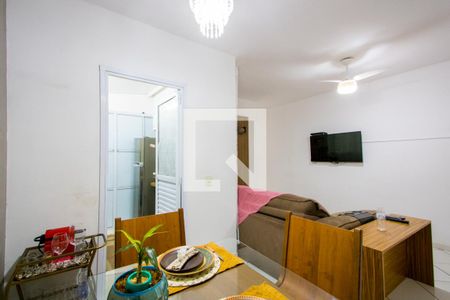 Sala de apartamento para alugar com 2 quartos, 57m² em Vila Alzira, Santo André